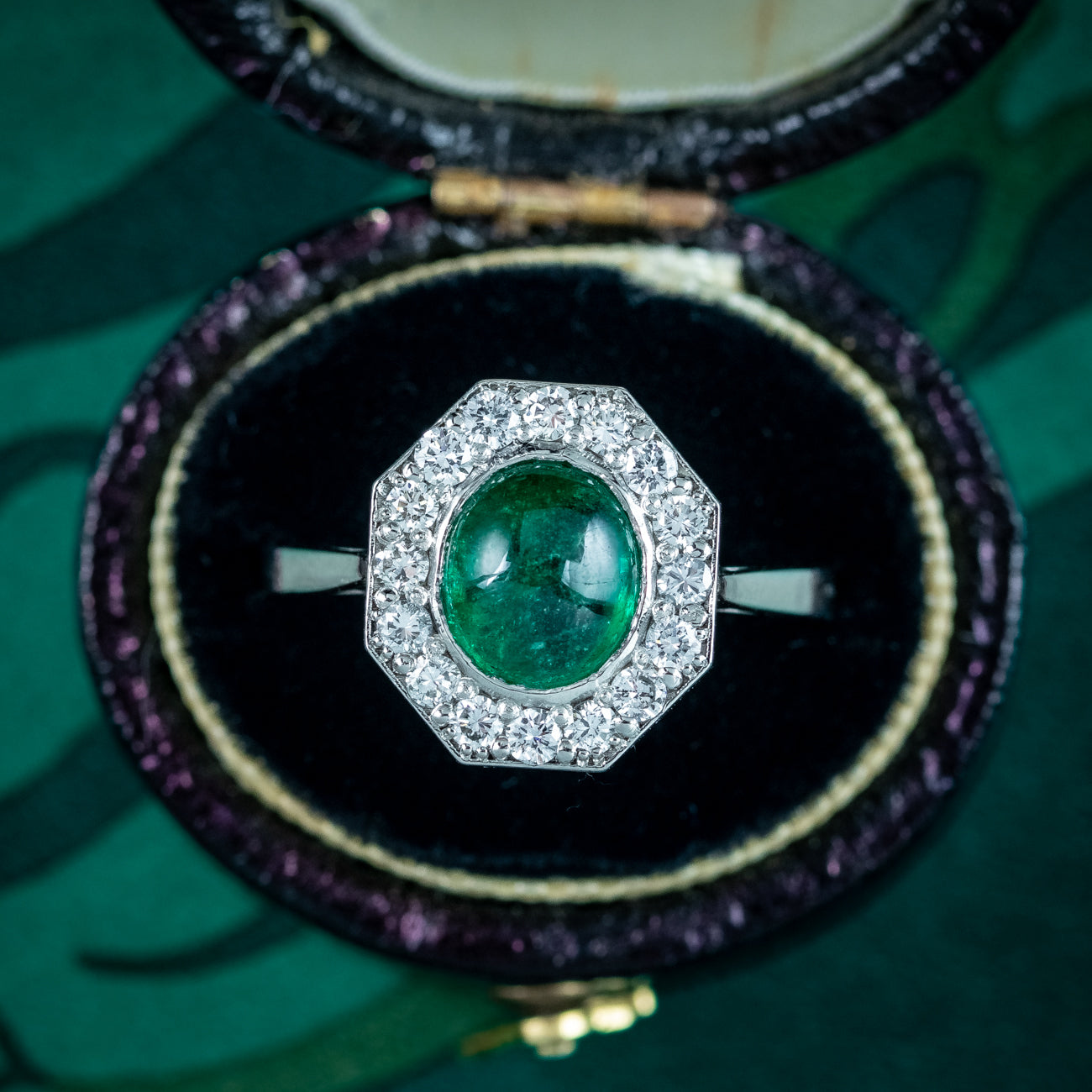 Antique Art Deco Emerald Diamond Cluster Ring 1.6ct Emerald Secondary image