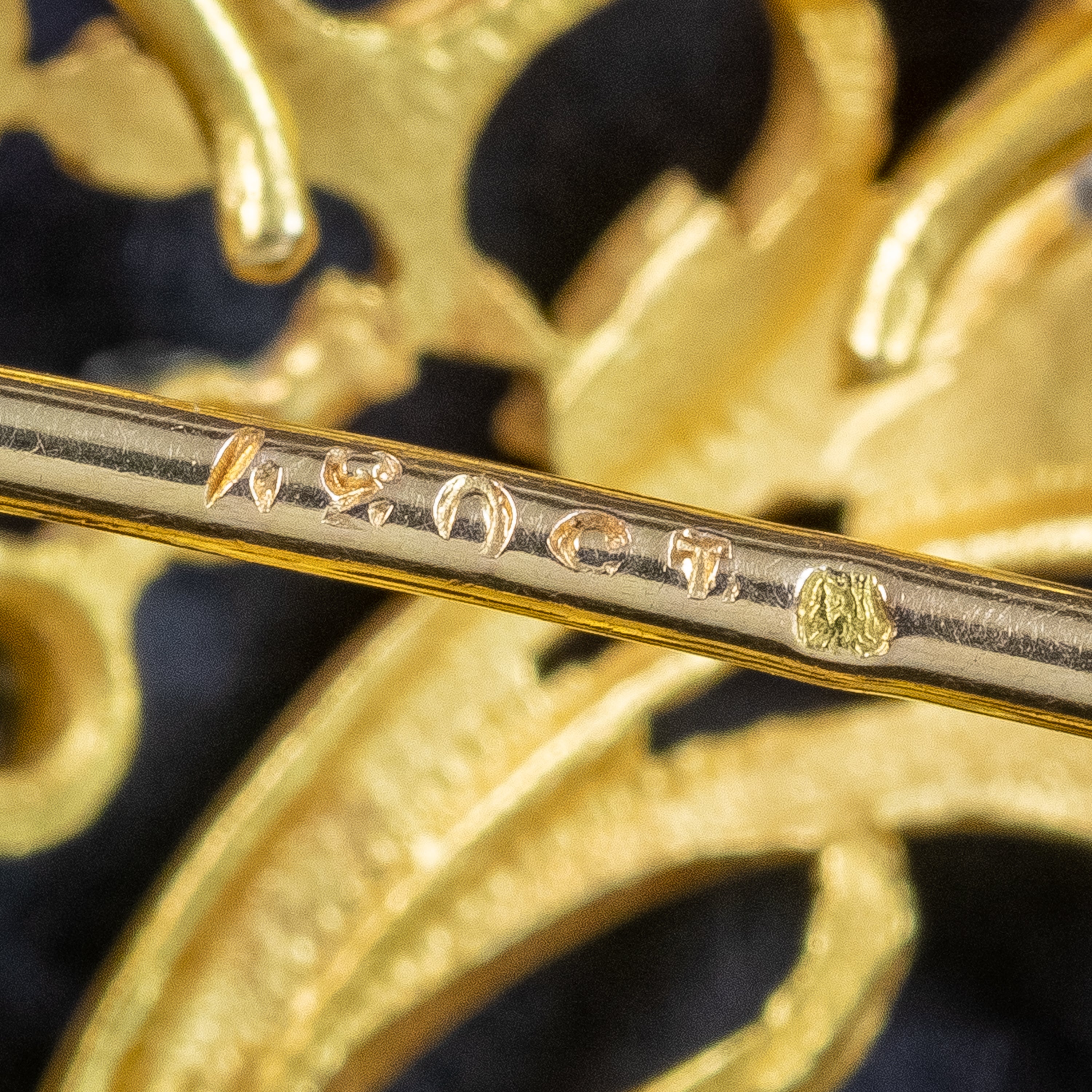 Antique Victorian Diamond Brooch Art Nouveau 18ct Gold