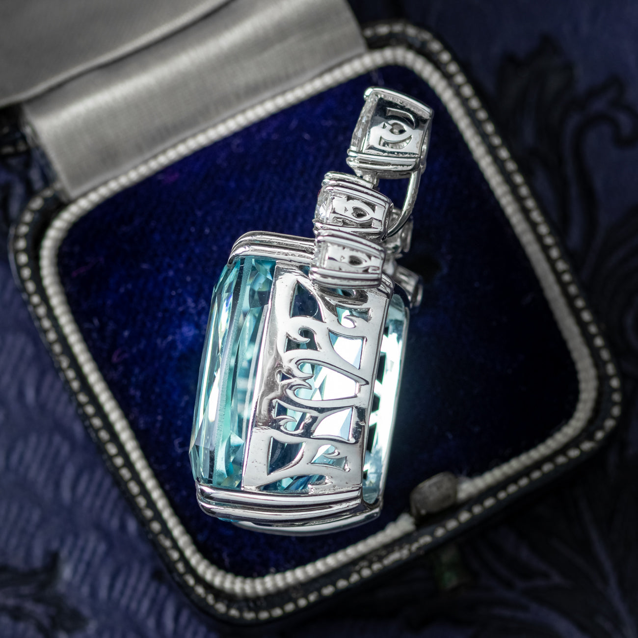 Edwardian Style Aquamarine Diamond Pendant 25.27ct Aqua With Cert