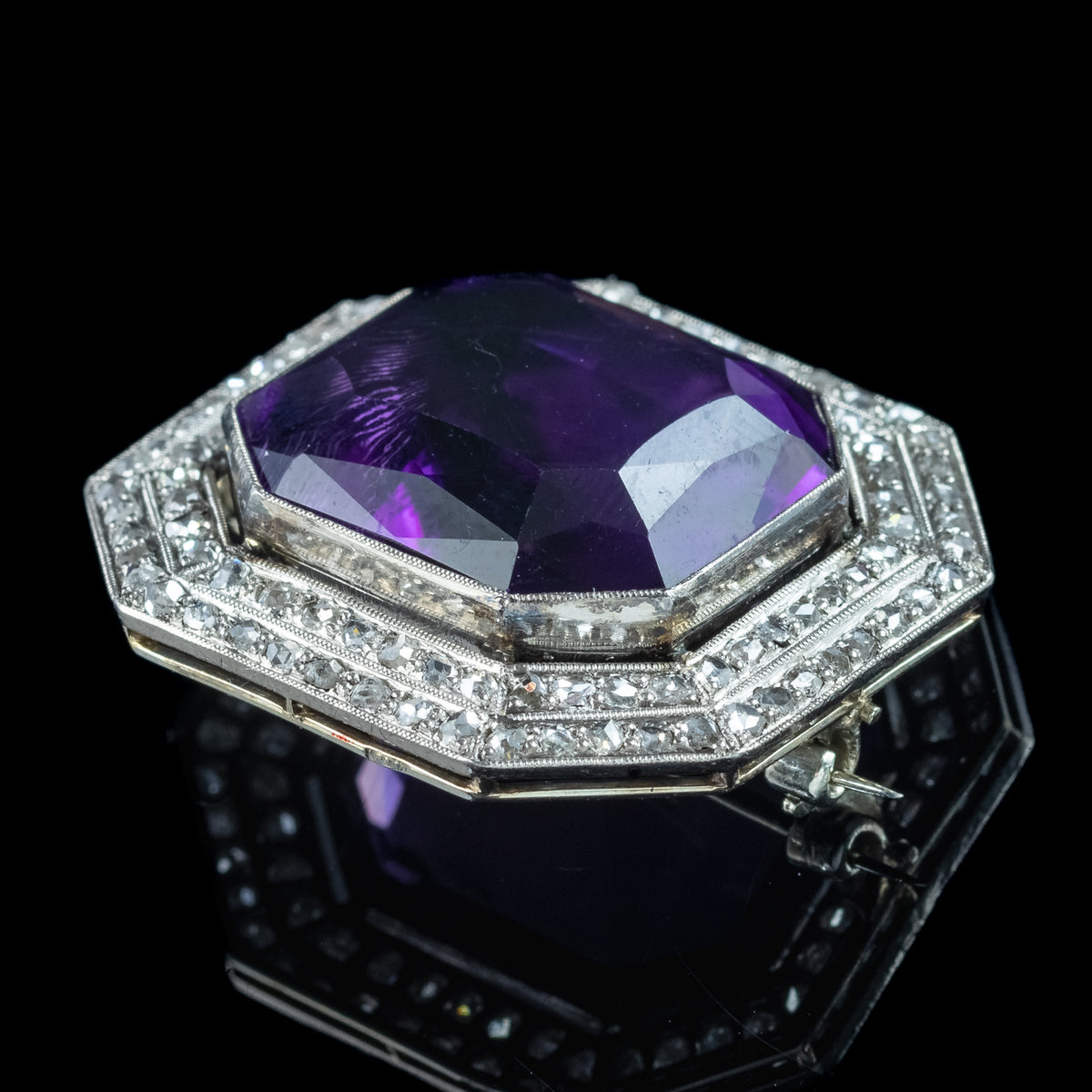 Art Deco Amethyst Diamond Brooch 18ct Gold 20ct Amethyst