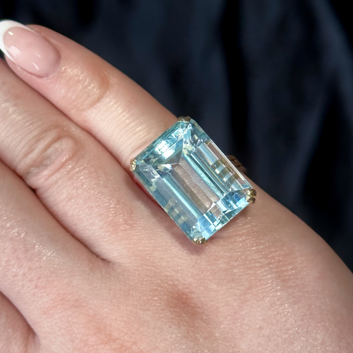 Art Deco French Aquamarine Cocktail Ring 25ct Aqua