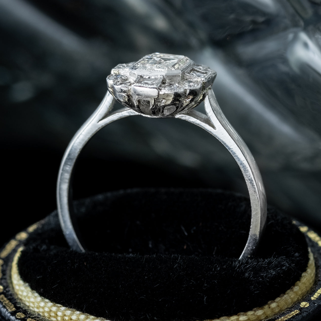 Art Deco Style Diamond Cluster Ring 1.1ct Diamond Secondary image
