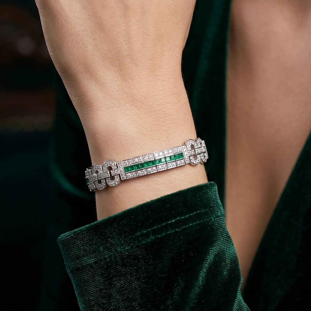 Art Deco Style Emerald Diamond Bracelet 2.45ct Of Emerald