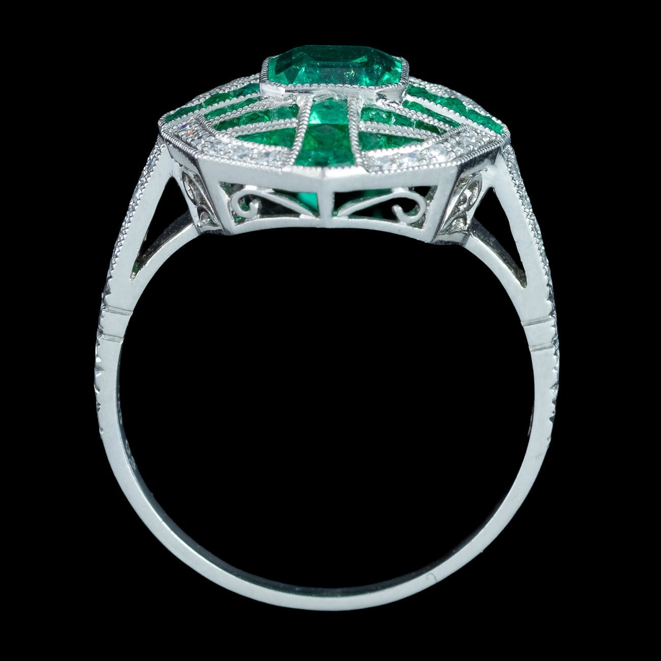 Art Deco Style Emerald Diamond Cluster Ring 1.6ct Of Emerald