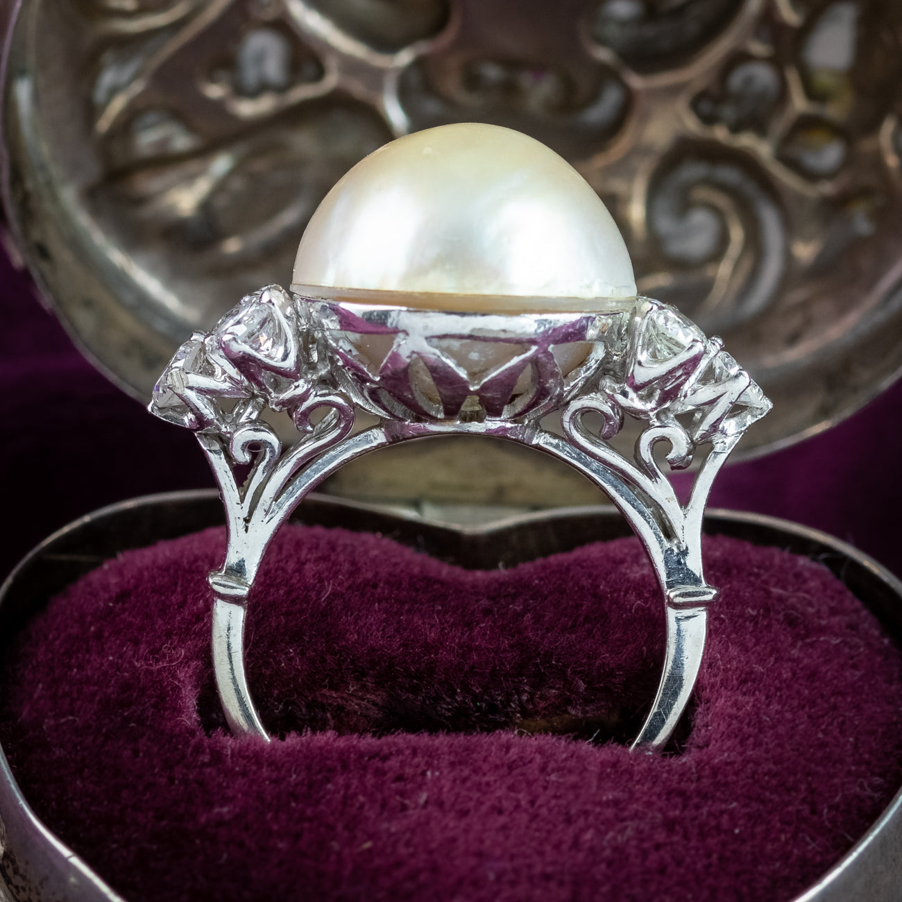 Vintage Mabe Pearl Diamond Cocktail Ring Secondary image