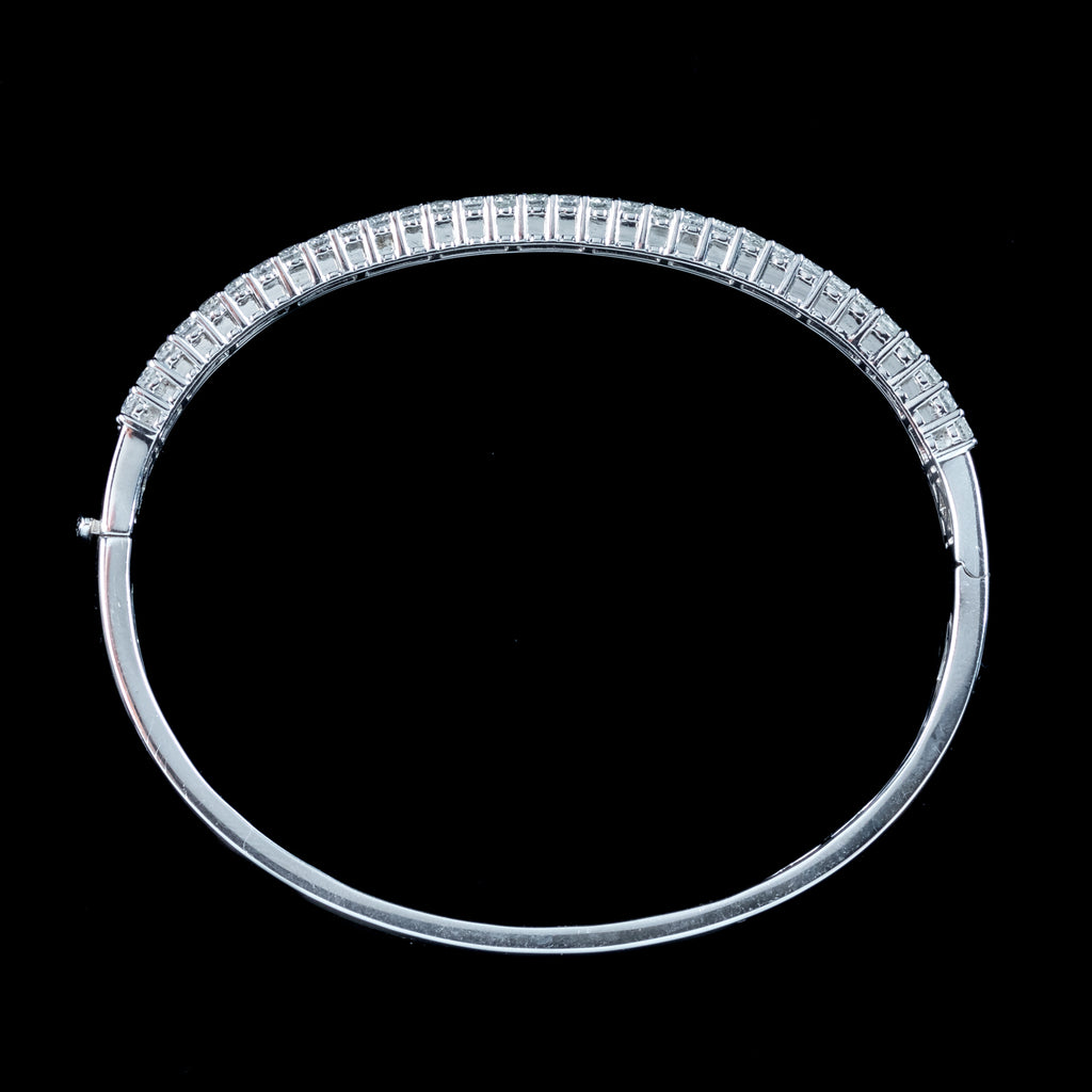 Art Deco Style Diamond Bangle 18ct Gold 8.60ct Total