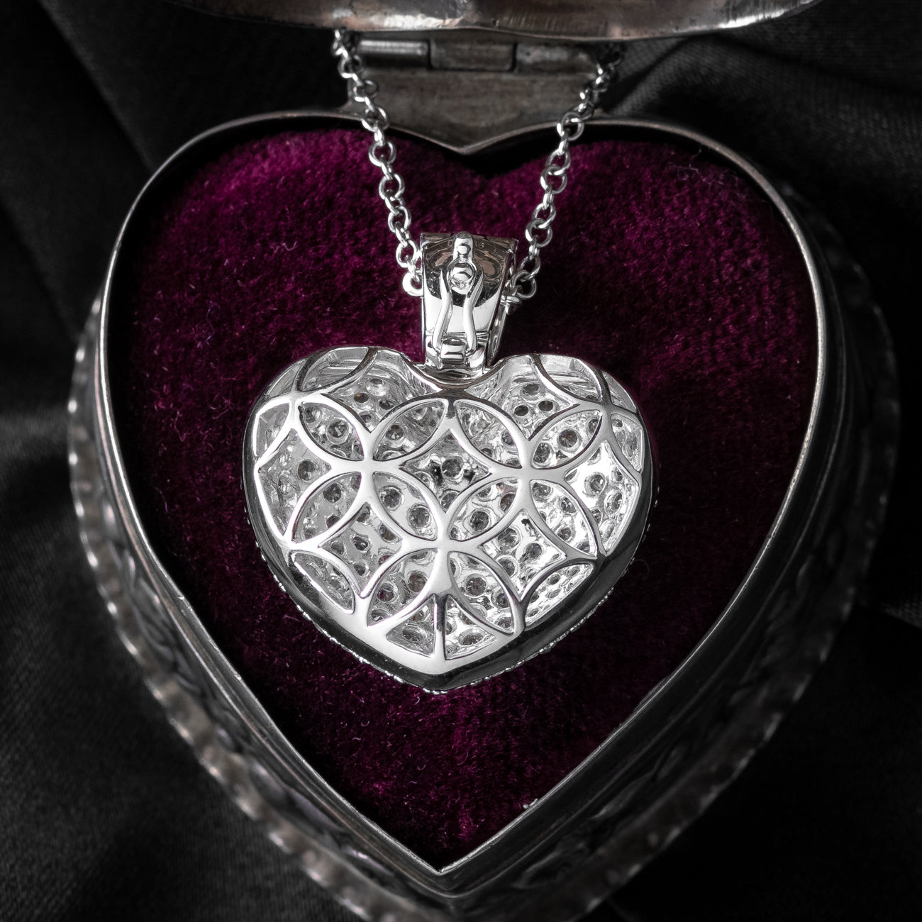 Edwardian Style Diamond Heart Pendant Necklace 18ct Gold 3.95ct Total