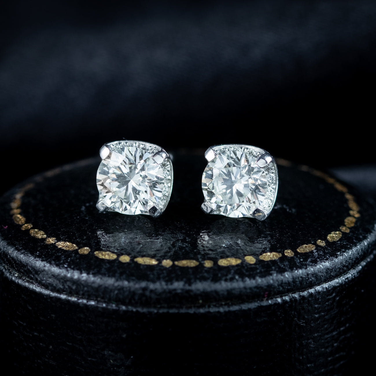 Edwardian Style Diamond Stud Earrings 18ct Gold 1.68ct Total
