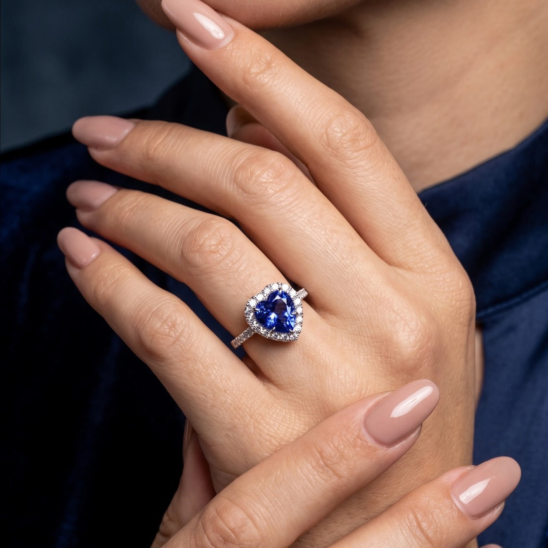 Edwardian Style Sapphire Diamond Heart Cluster Ring 2.37ct Blue Sapphire Secondary image