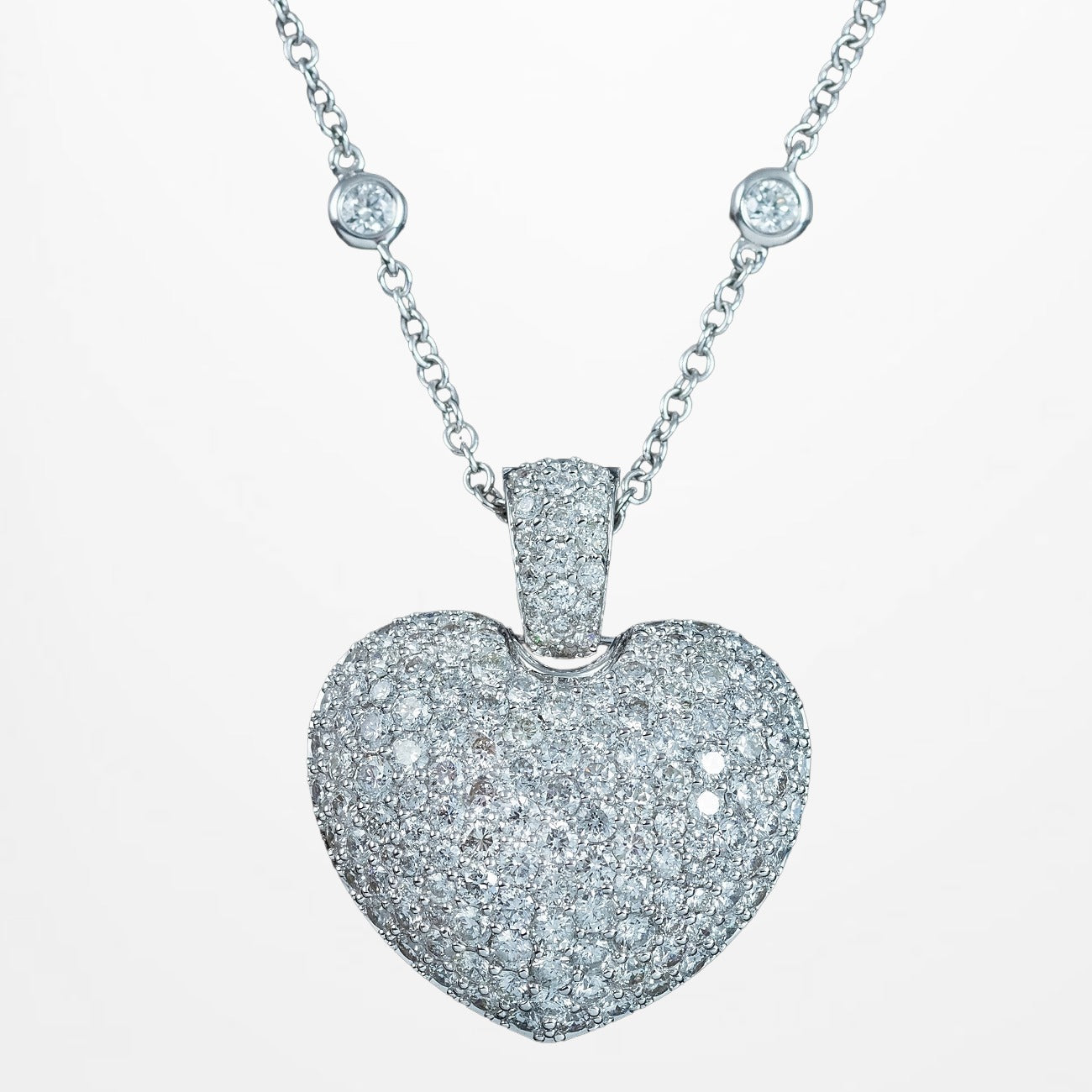 Edwardian Style Diamond Heart Pendant Necklace 18ct Gold 3.95ct Total Main image
