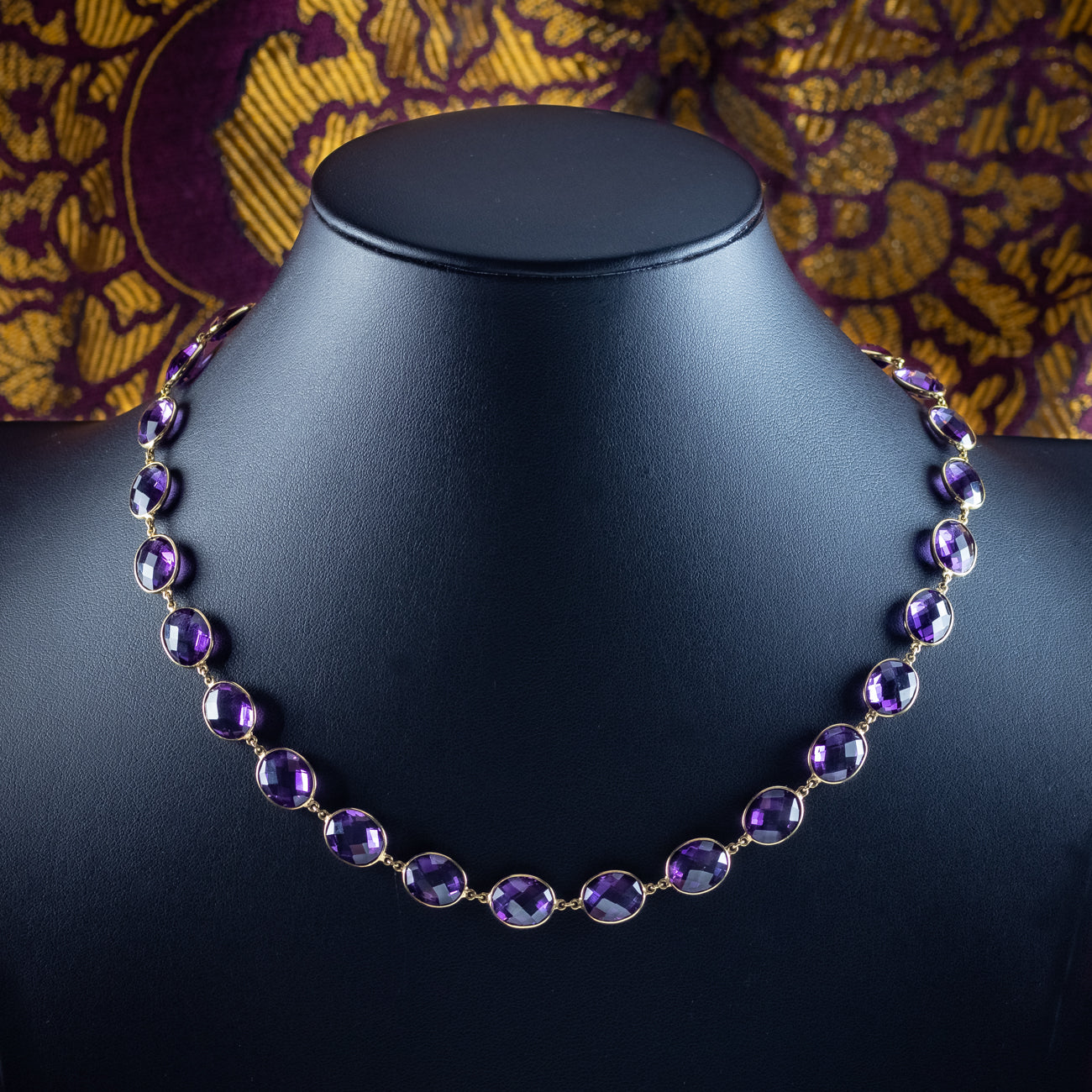 Vintage Amethyst Riviere Necklace 18ct Gold Secondary image