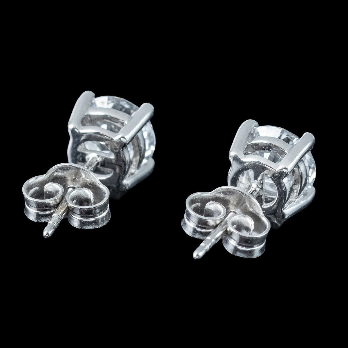 Lab Grown Diamond Stud Earrings 18ct Gold 2ct Total With Certs