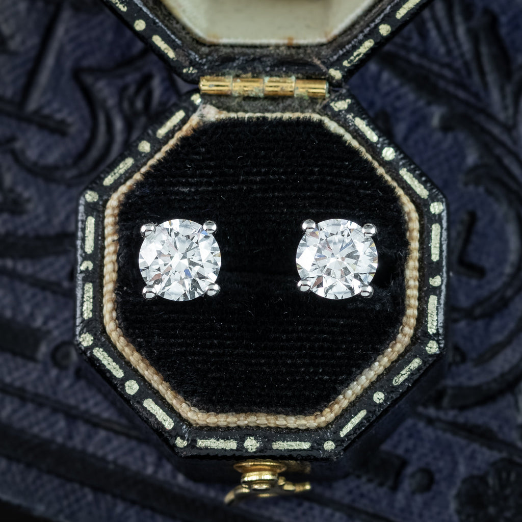 Lab Grown Diamond Stud Earrings 18ct Gold 2ct Total With Certs