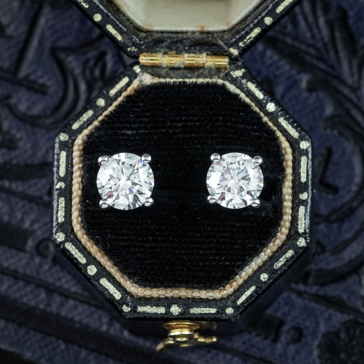 Lab Grown Diamond Stud Earrings 18ct Gold 2ct Total With Certs