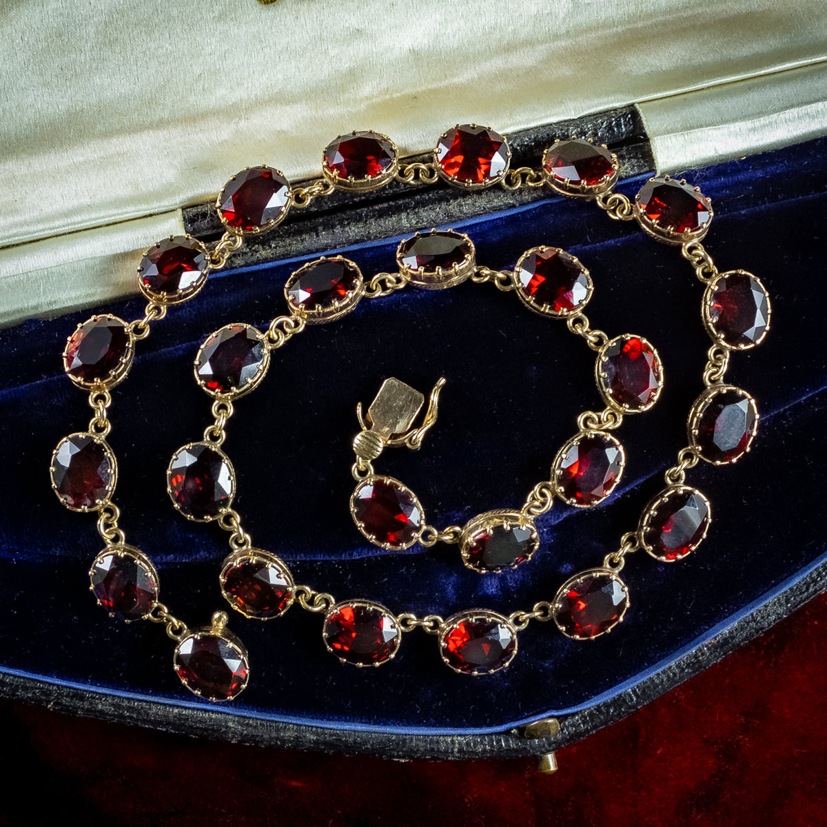 Vintage Garnet Riviere Necklace 9ct Gold 