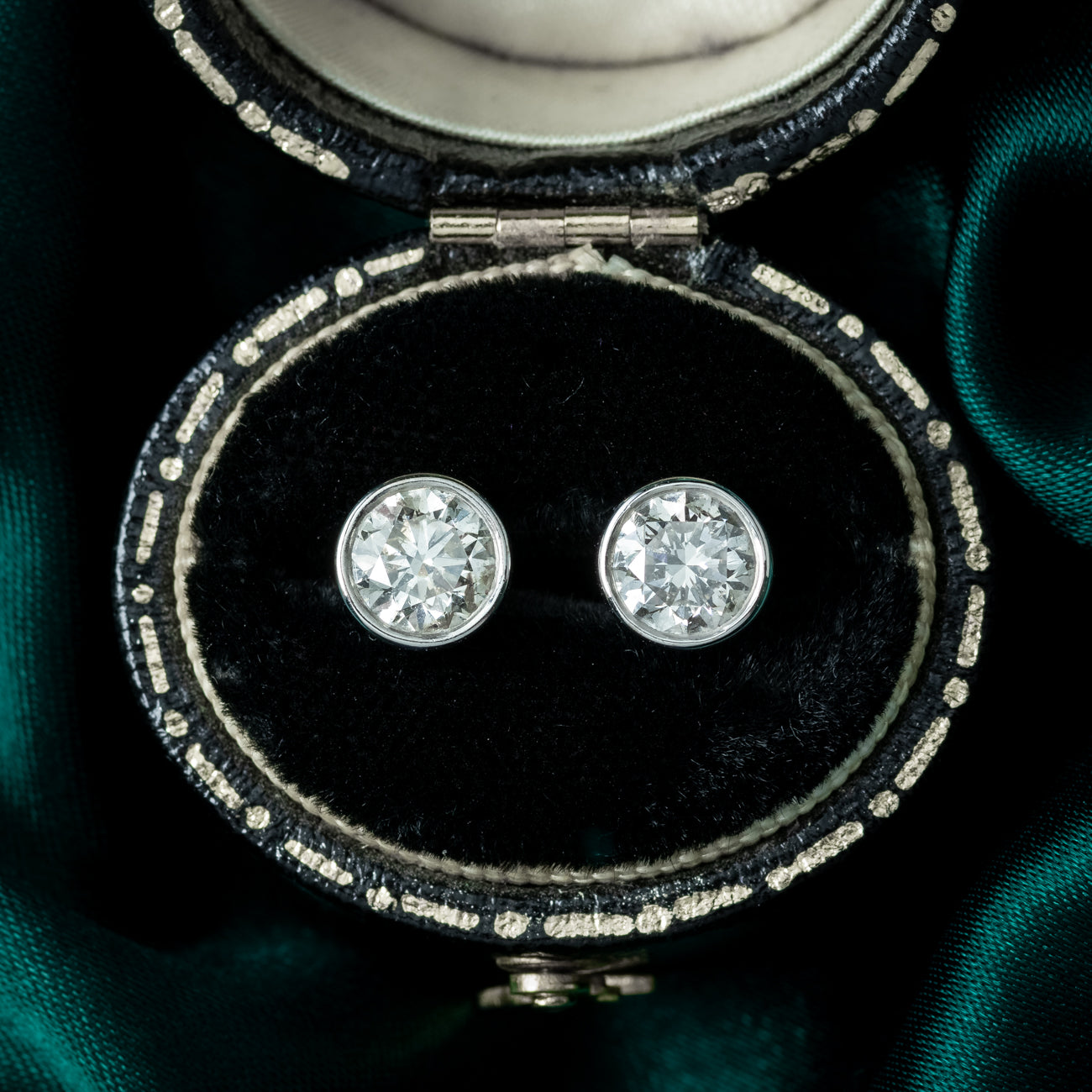 Vintage Diamond Solitaire Stud Earrings 18ct Gold 1.5ct Total