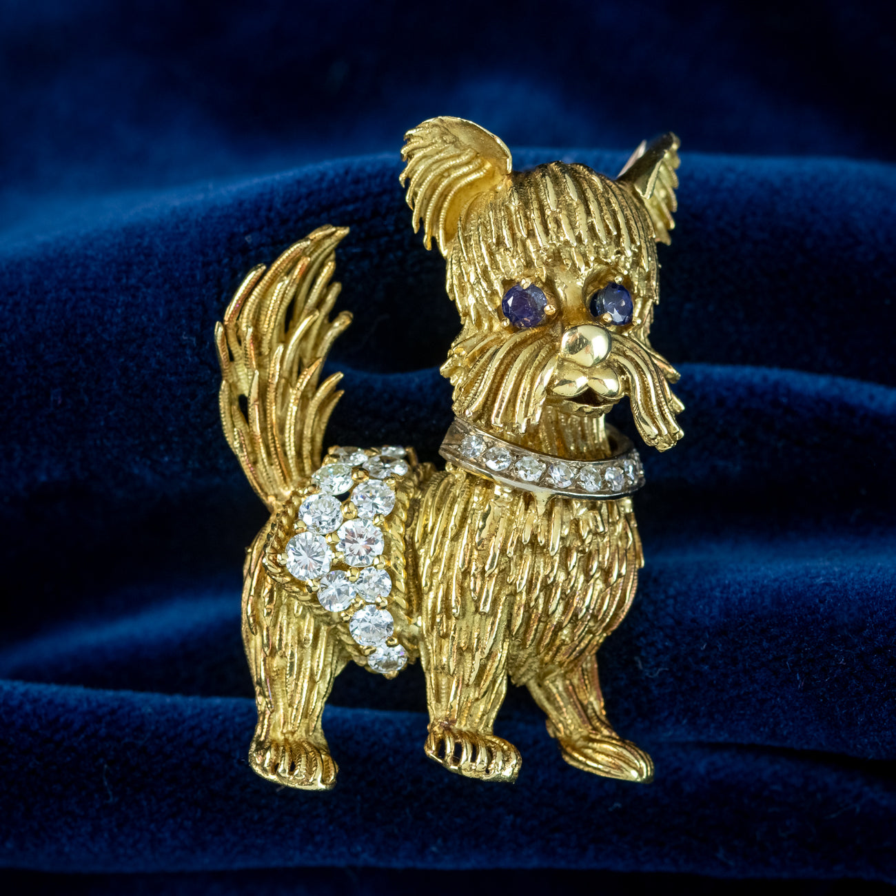 Vintage Diamond Sapphire Dog Brooch 18ct Gold Dated 1964 Secondary image