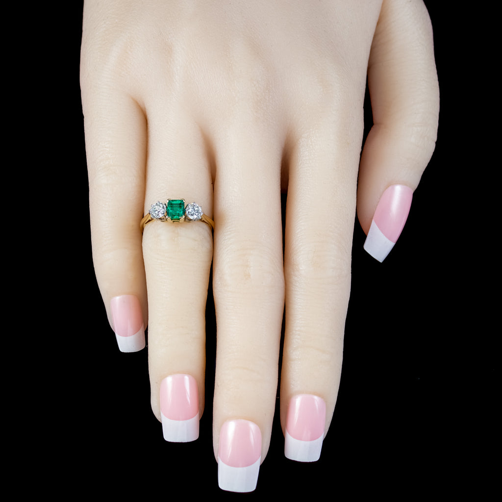 Vintage Emerald Diamond Trilogy Ring 0.84ct Colombian Emerald Dated 1982