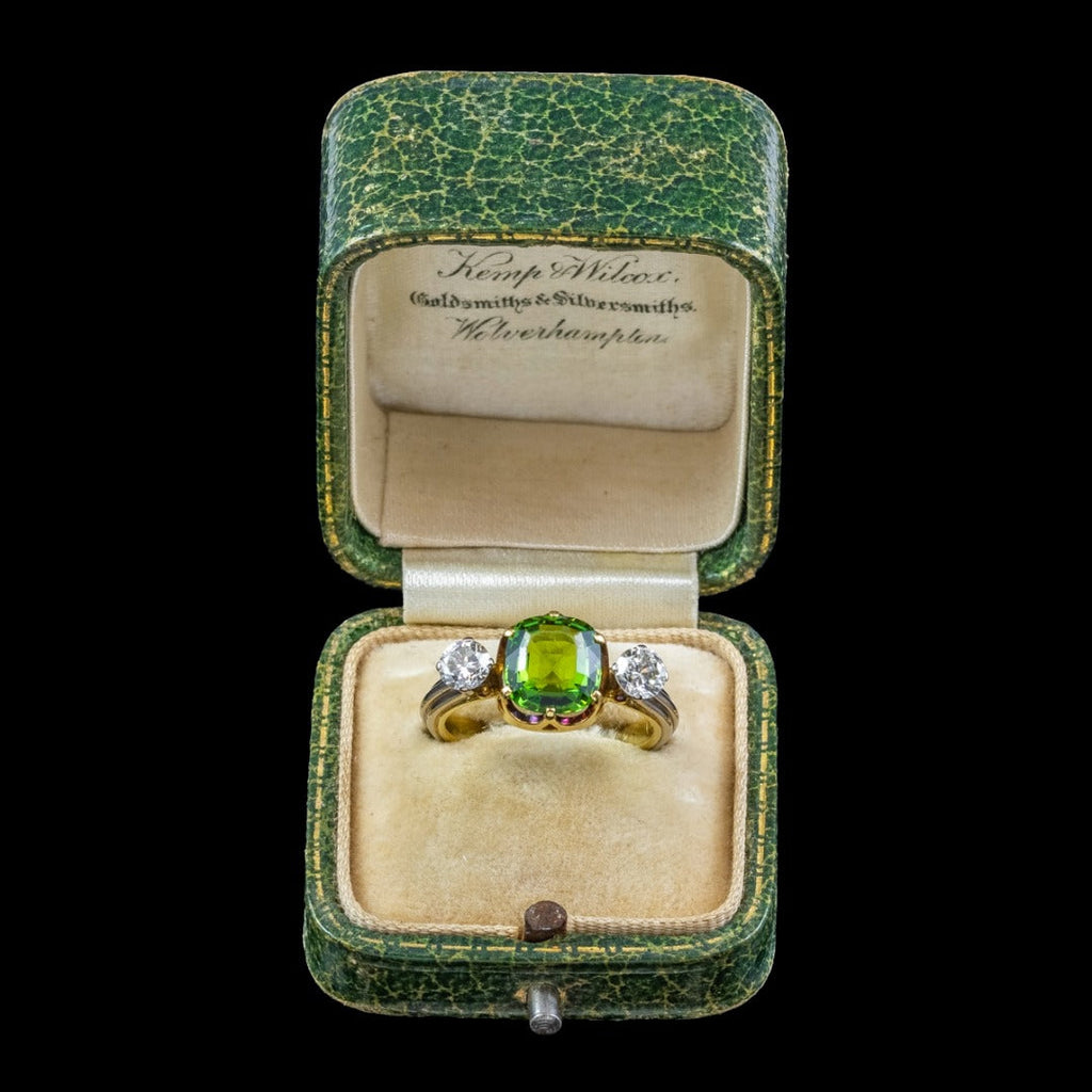 Vintage Green Tourmaline Diamond Trilogy Ring With Box