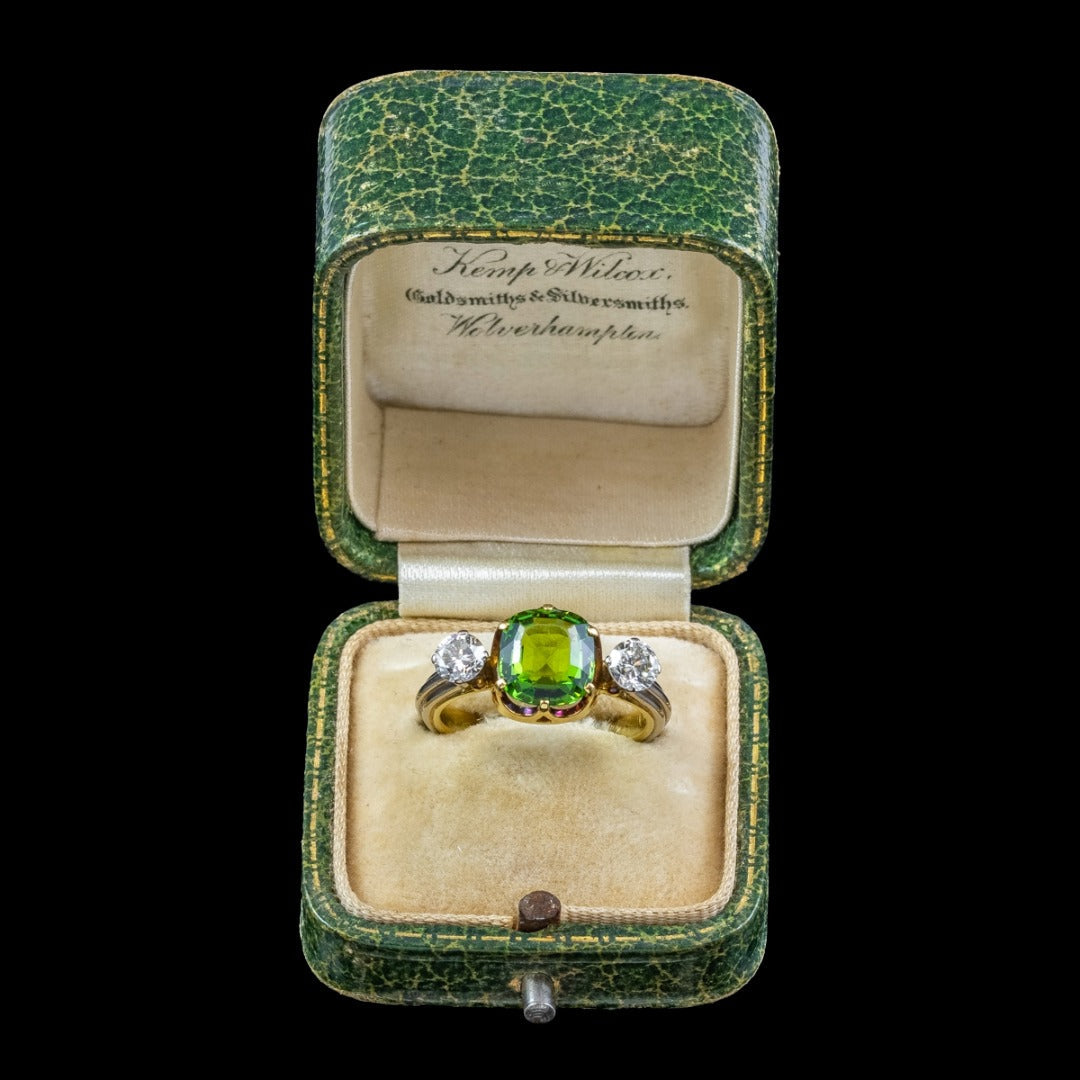Vintage Green Tourmaline Diamond Trilogy Ring With Box