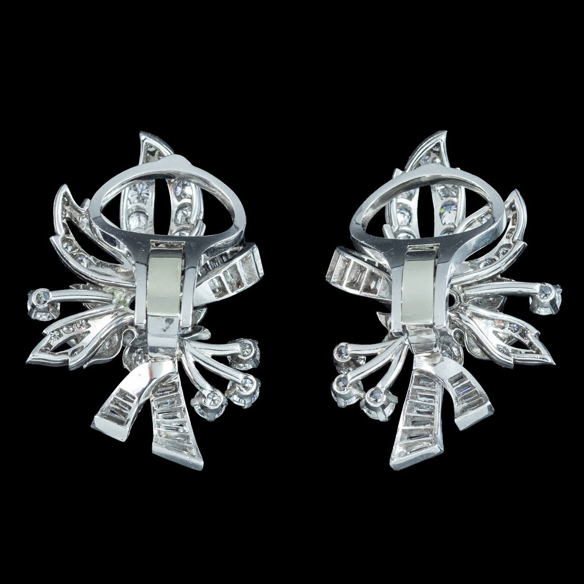 Vintage Spray Brooch And Earrings Suite Diamond Emerald Platinum With Box