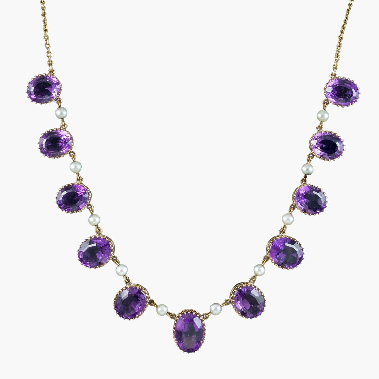 Vintage Amethyst Pearl Necklace 9ct Gold 27ct Of Amethyst Dated 1976 Main image