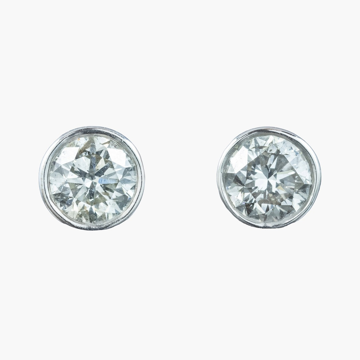 Vintage Diamond Solitaire Stud Earrings 18ct Gold 1.5ct Total Main image
