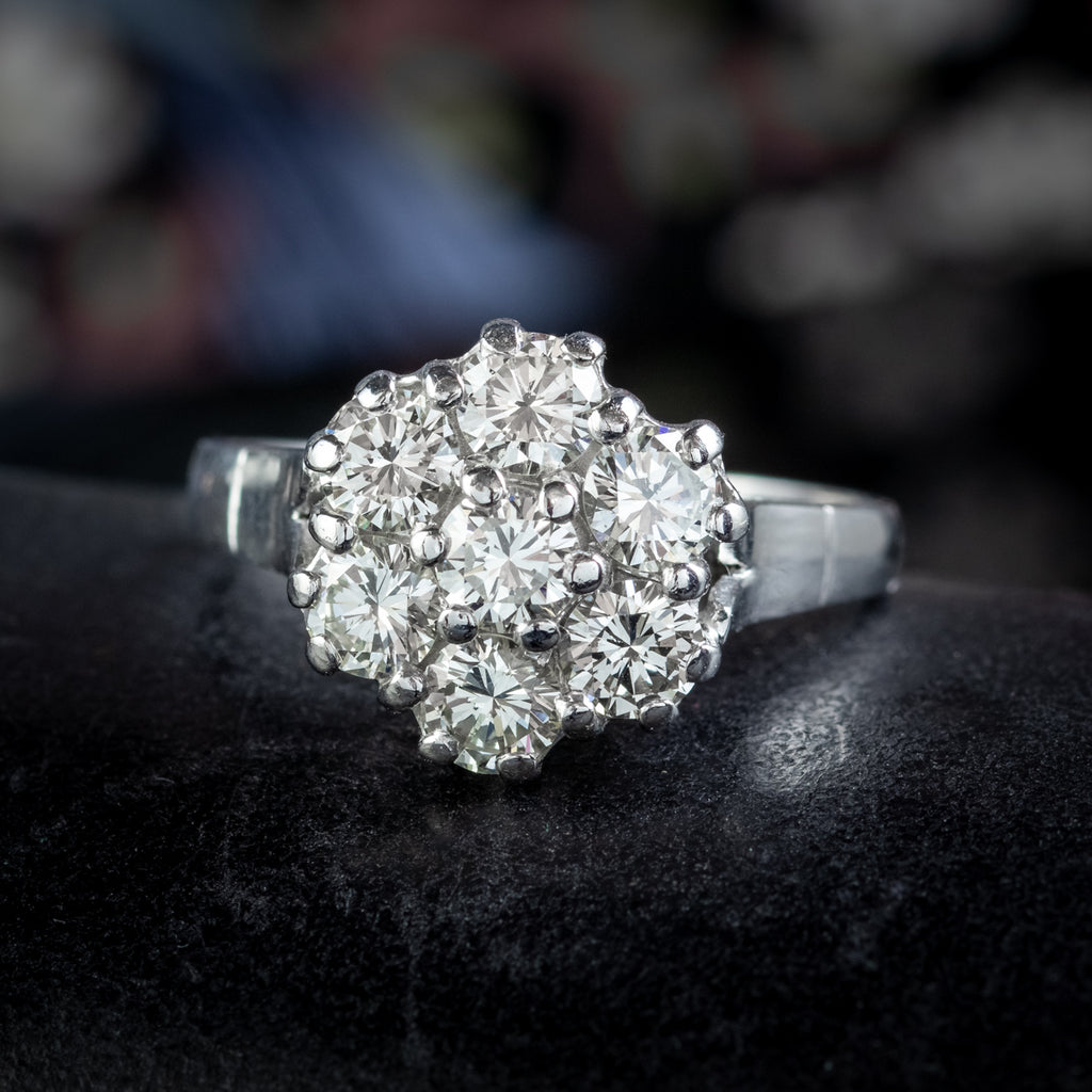 VINTAGE DIAMOND CLUSTER RING 18CT WHITE GOLD 2.10CT OF DIAMOND DATED 1977