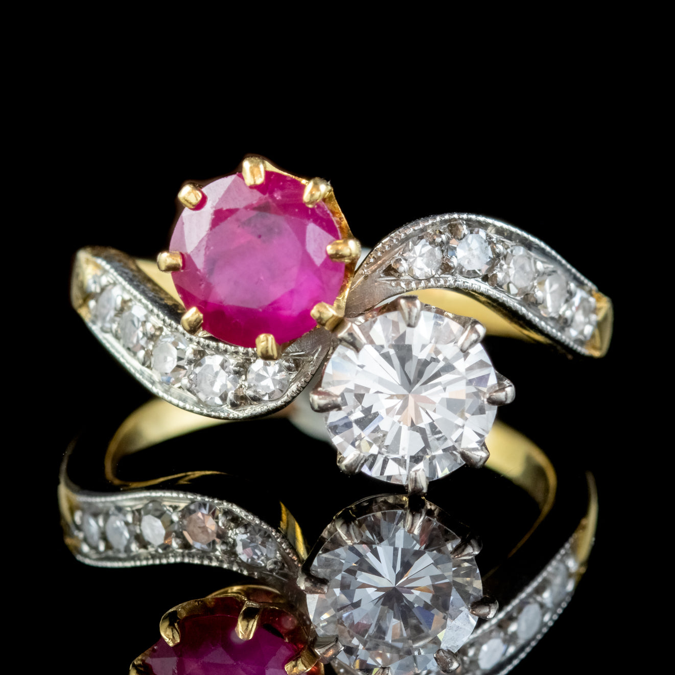 Antique Edwardian French 0.90Ct Ruby And Diamond Twist Ring Platinum 18Ct Gold Circa 1901 Secondary image