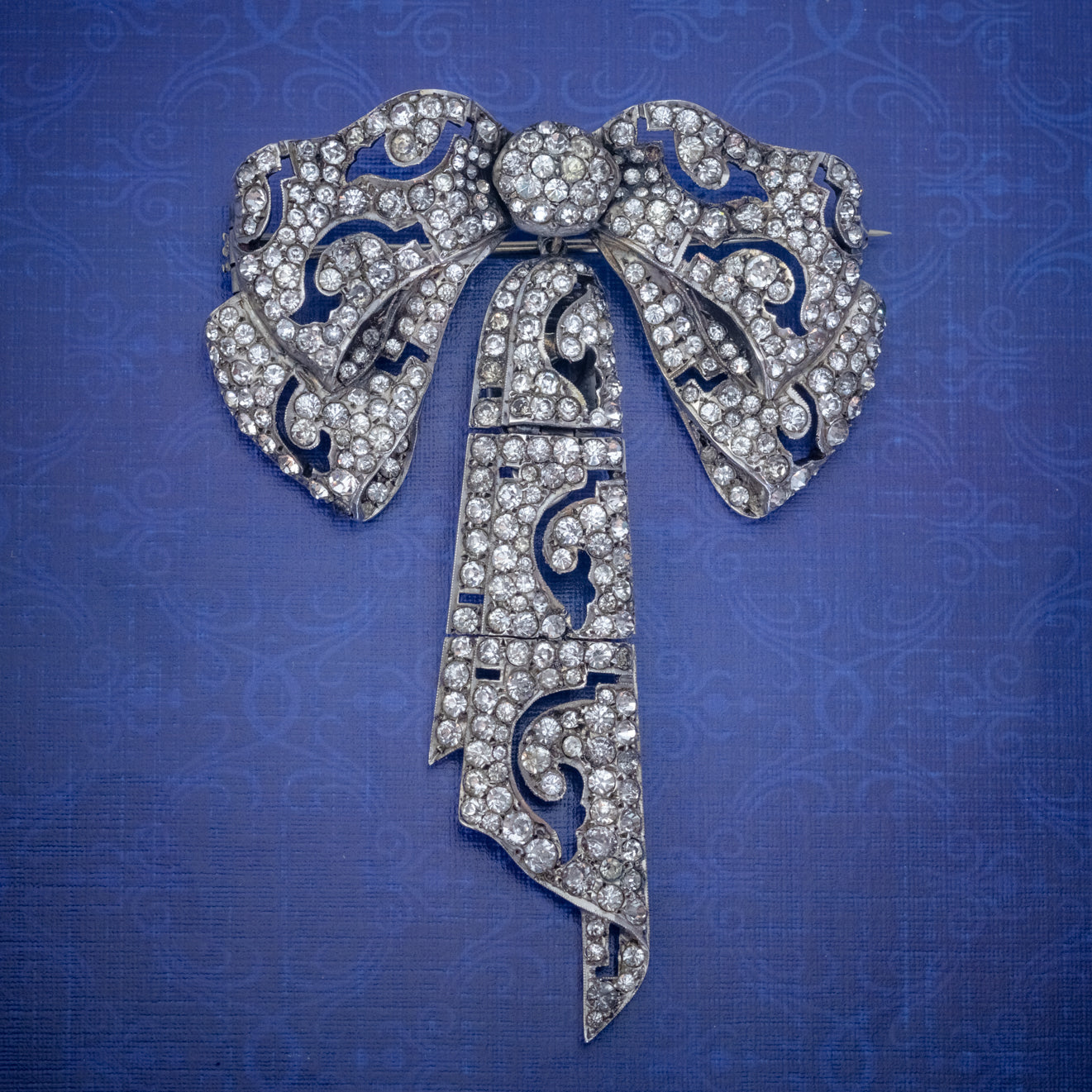 ANTIQUE EDWARDIAN SILVER PASTE BOW BROOCH AND CLIP SET CIRCA 1910 COVER Main image