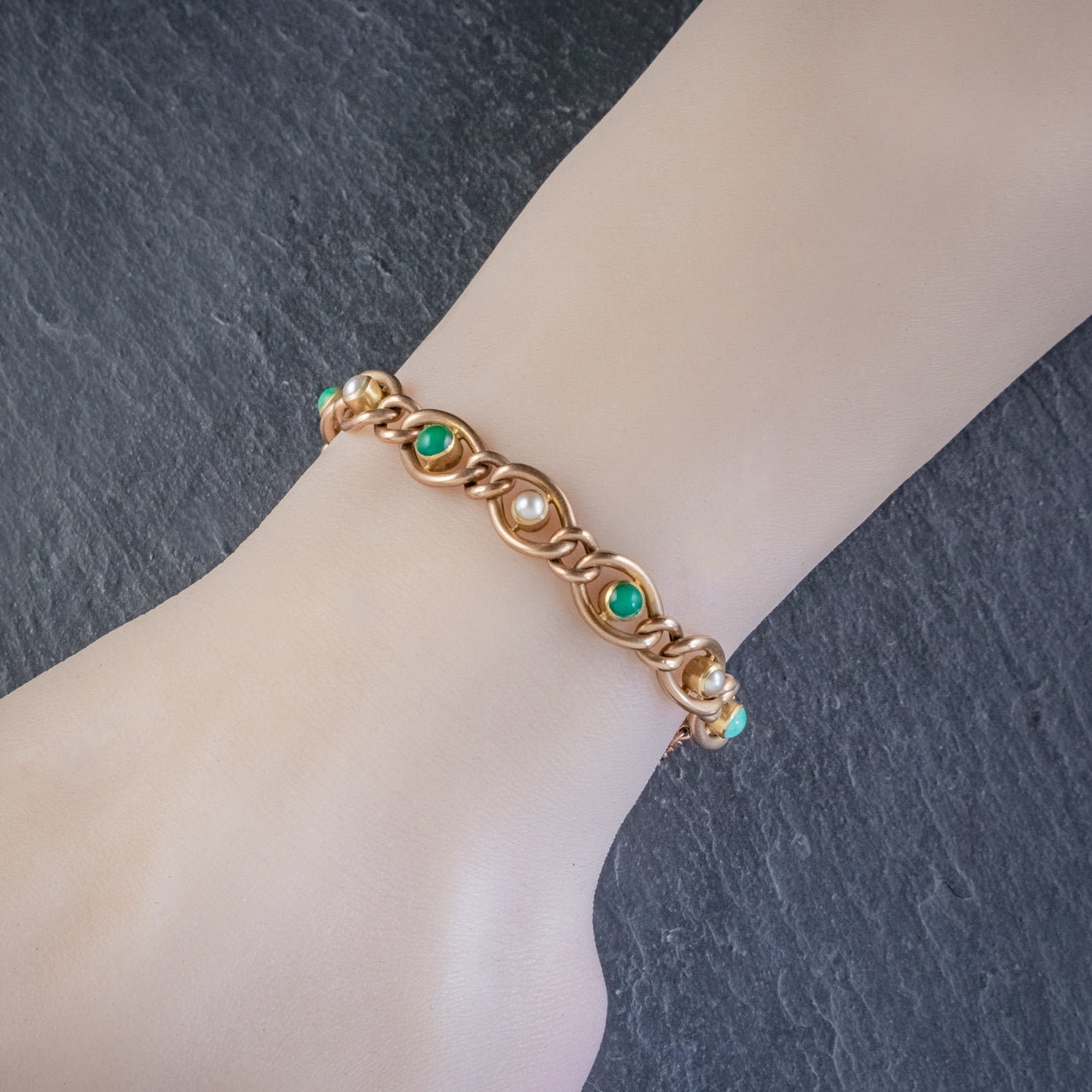 ANTIQUE EDWARDIAN TURQUOISE HEART CLOVER CURB BRACELET 15CT GOLD CIRCA 1905 BOXED HAND