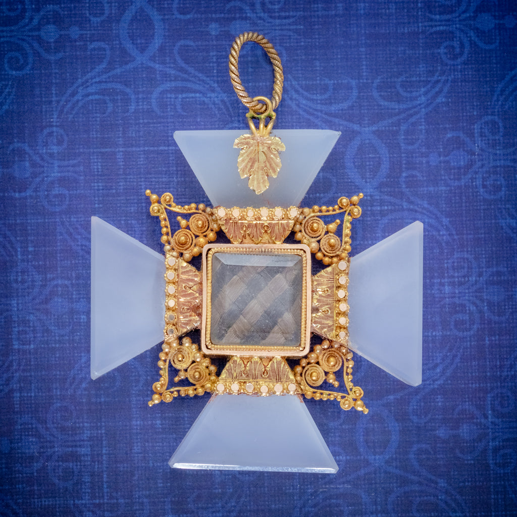 ANTIQUE VICTORIAN MOURNING CROSS PENDANT ETRUSCAN REVIVAL AGATE 18CT GOLD CIRCA 1850 COVER