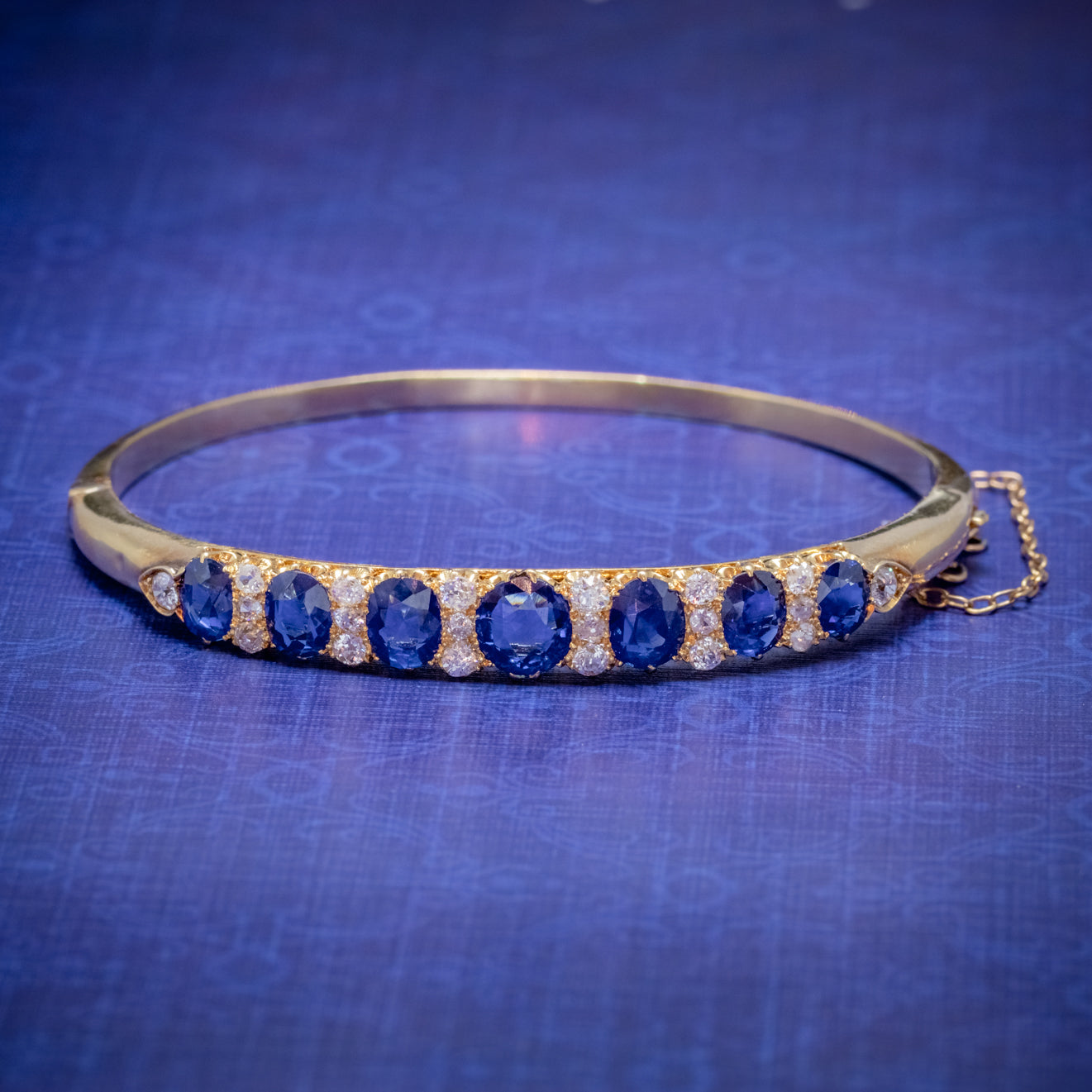 ANTIQUE VICTORIAN SAPPHIRE DIAMOND BANGLE 18CT GOLD 5.46CT OF NATURAL SAPPHIRE WITH CERT COVER Main image