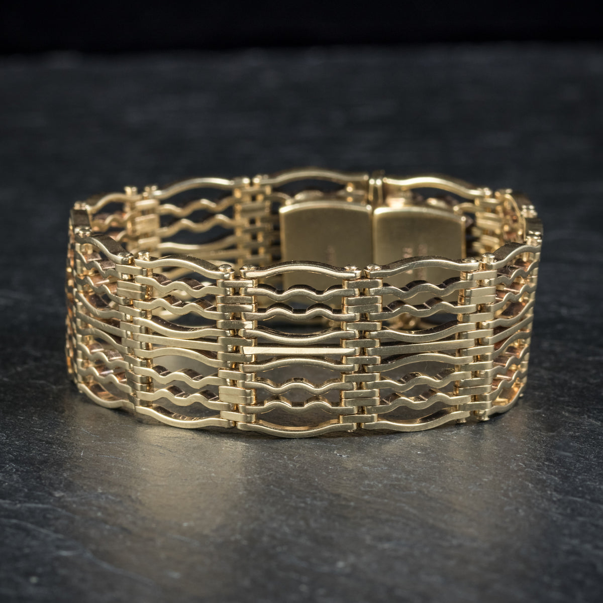 9ct Gold Bracelet Dated Birmingham 1964
