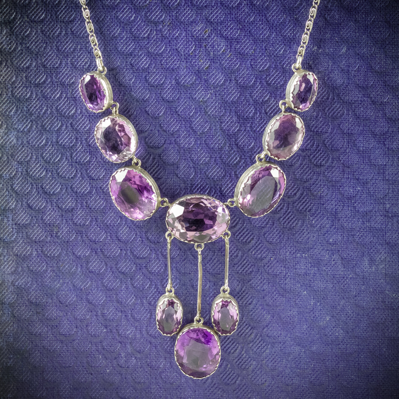ANTIQUE VICTORIAN AMETHYST NECKLACE SILVER CIRCA 1900 COVER Main image