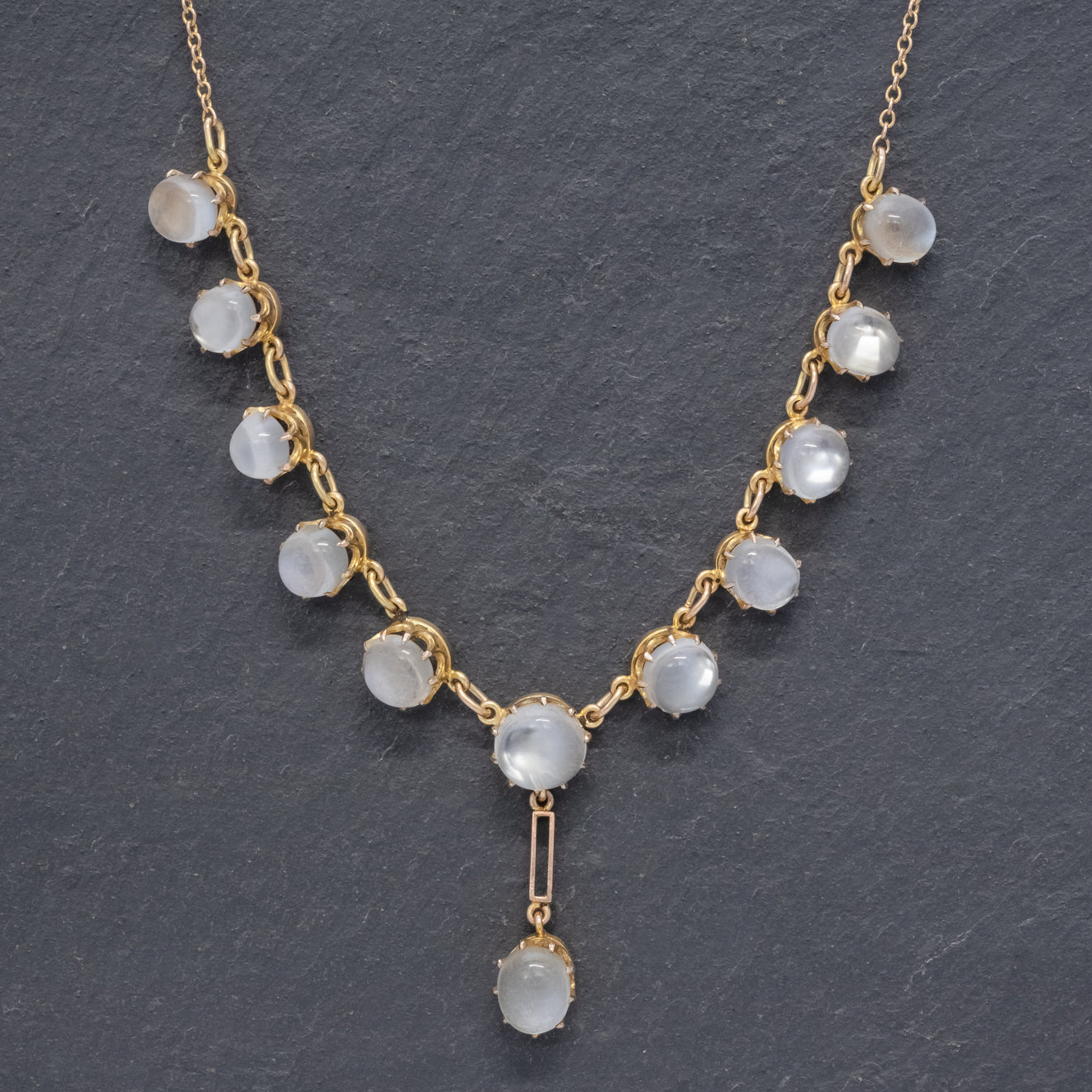 ANTIQUE VICTORIAN MOONSTONE NECKLACE 9CT GOLD CIRCA 1900 Secondary image