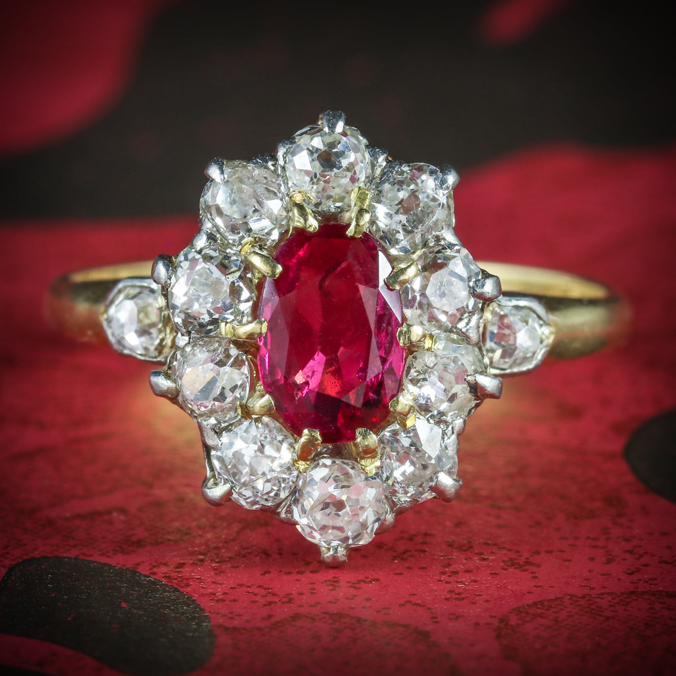 ANTIQUE VICTORIAN RUBY DIAMOND CLUSTER RING PLATINUM 18CT GOLD CIRCA 1900 COVER Main image