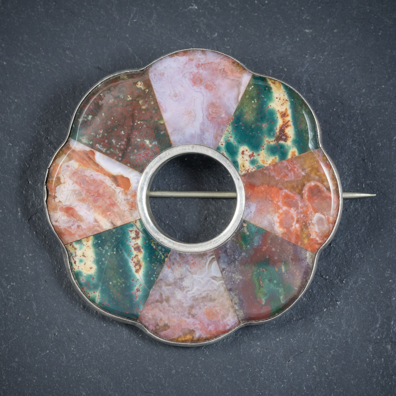 Antique Victorian Scottish Agate Brooch Silver Circa 1900 Secondary image