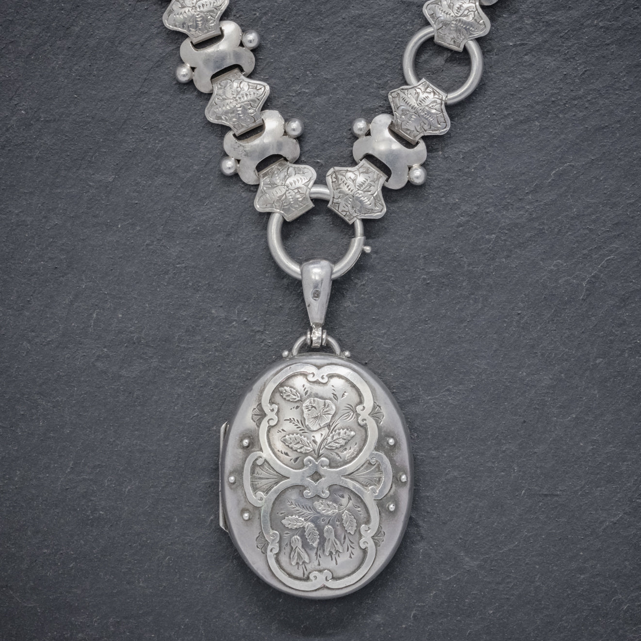ANTIQUE VICTORIAN STERLING SILVER LOCKET COLLAR NECKLACE DATED 1876 Secondary image