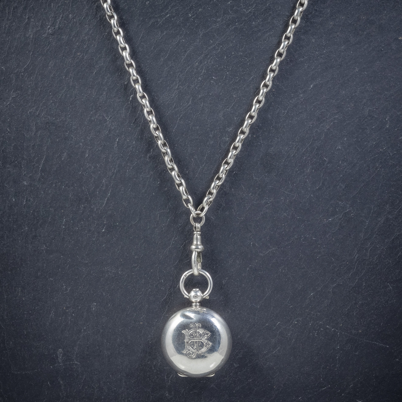Antique Victorian Sterling Silver Sovereign Locket Necklace Guard Chain Dated 1907 Secondary image