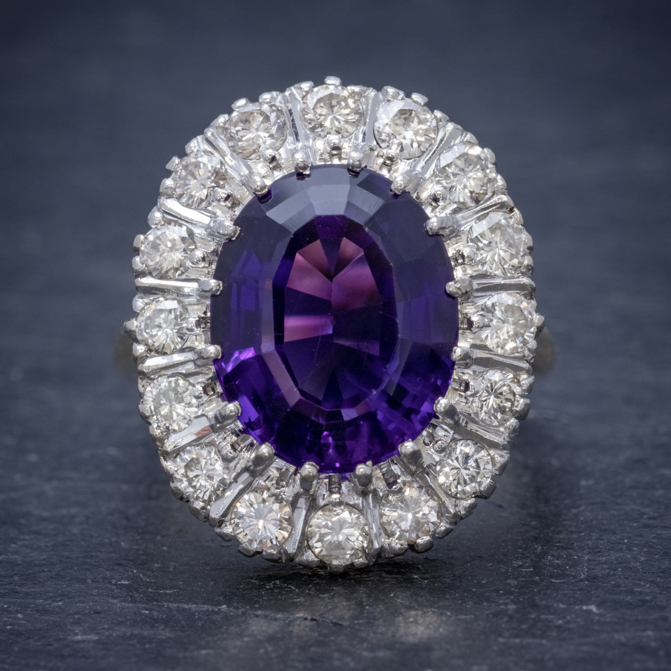Art Deco Amethyst Diamond Ring 18ct Gold Circa 1930 Secondary image