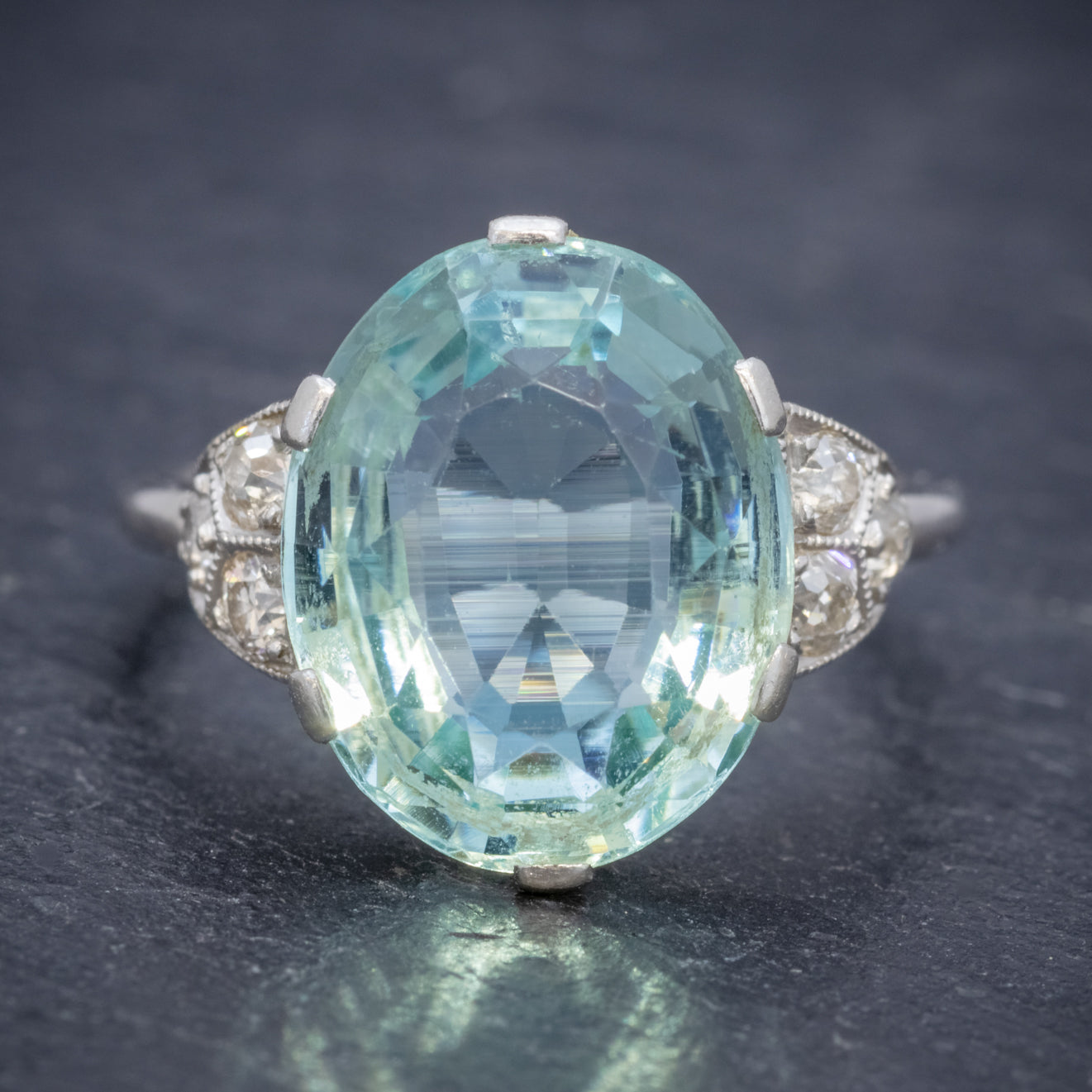 ART DECO AQUAMARINE RING PLATINUM 6CT AQUA CIRCA 1920 Secondary image