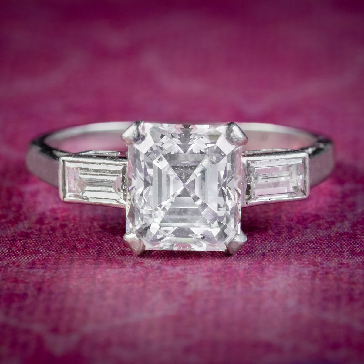 Antique Art Deco Asscher Cut Diamond Trilogy Ring 2.35ct Of Diamond With Cert Main image