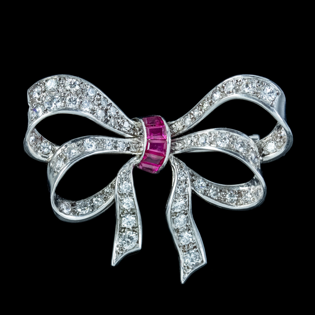 Antique Art Deco Diamond Ruby Bow Brooch 4ct Of Diamond Secondary image