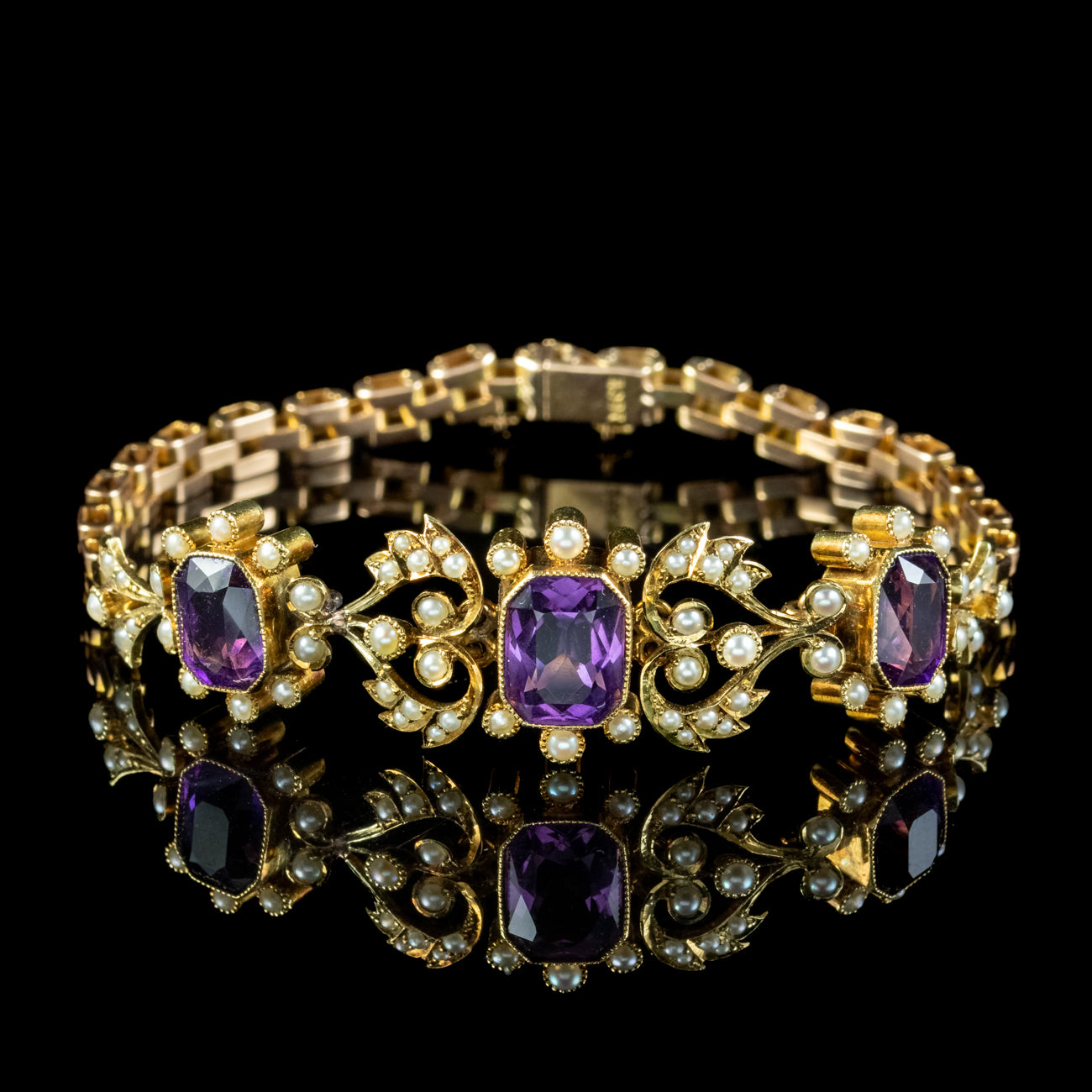 Antique Edwardian Amethyst Pearl Bracelet 15ct Gold Secondary image