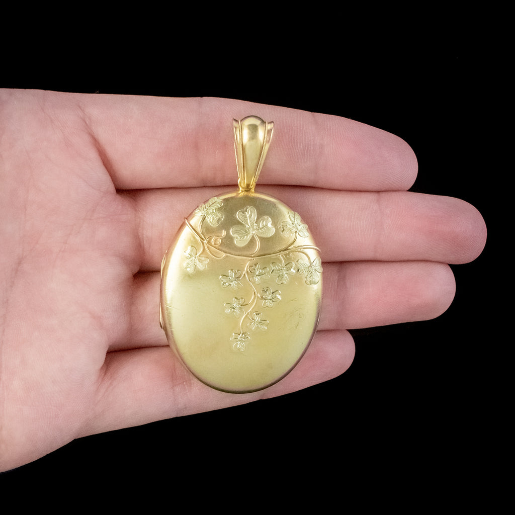 Antique Victorian 18ct Gold Clover Locket 