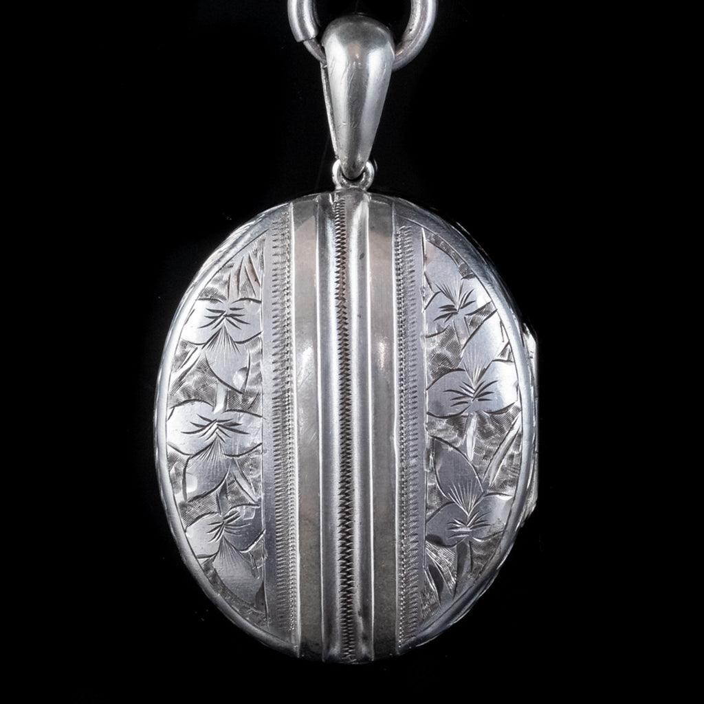 Antique-Victorian-Locket-Collar-Necklace-Silver-Circa-1890-BACK