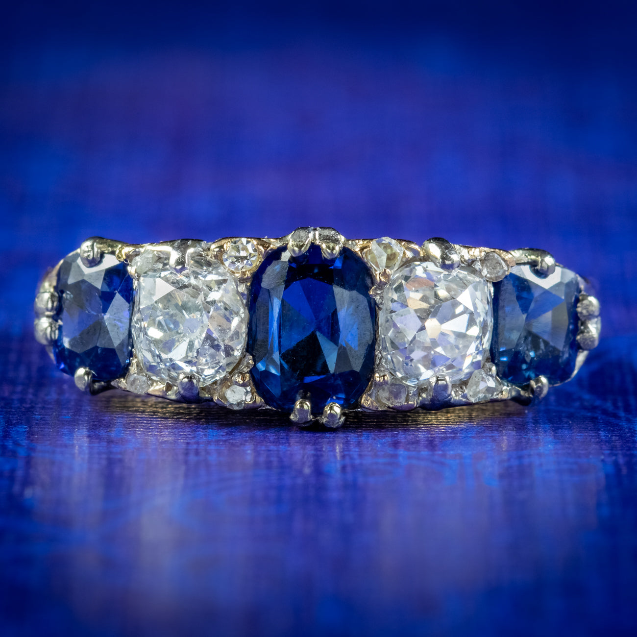 Antique Victorian Sapphire Diamond Ring 1.70ct Sapphire Circa 1900 Main image