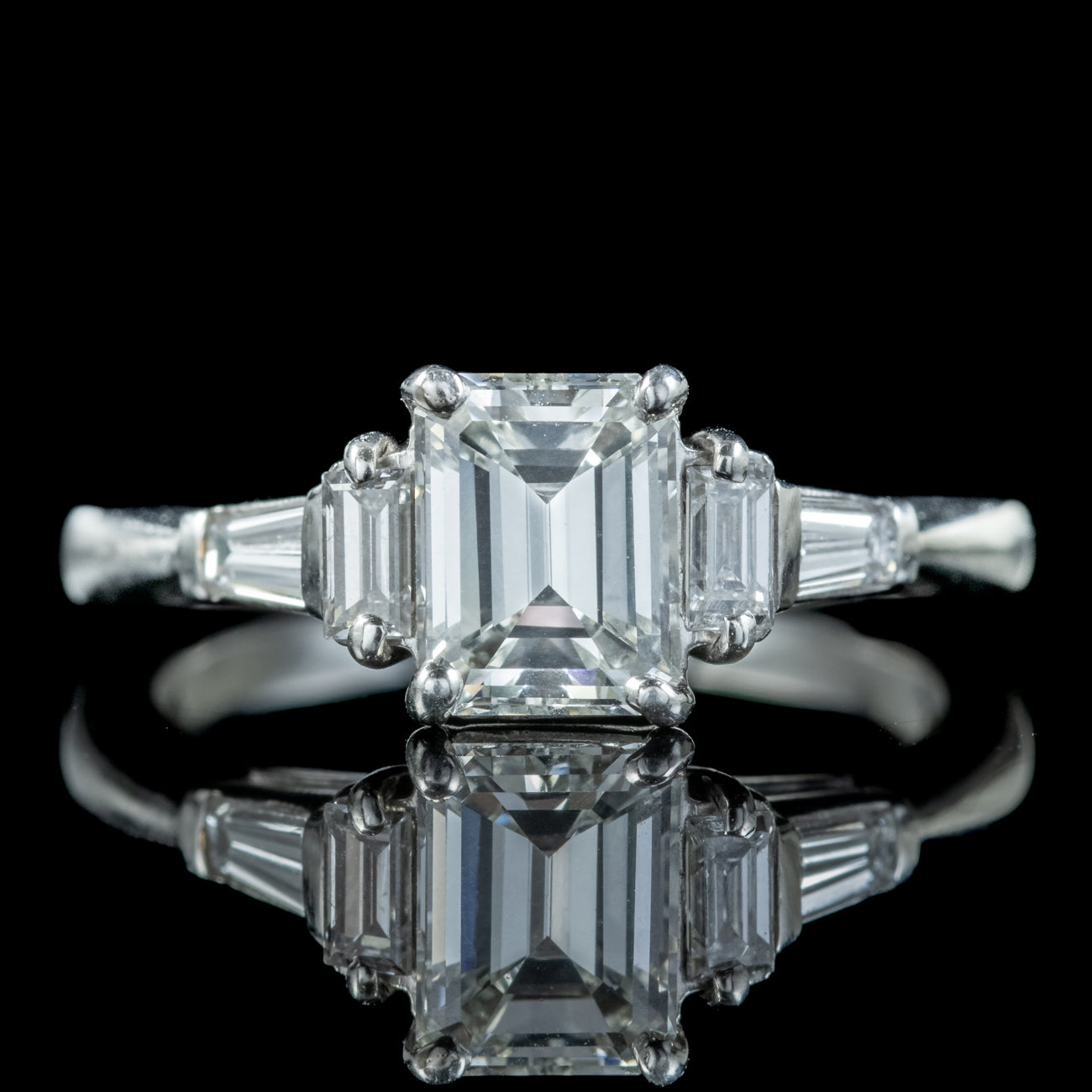 Art Deco Style Diamond Ring 1.47ct Of Diamond with Cert Secondary image