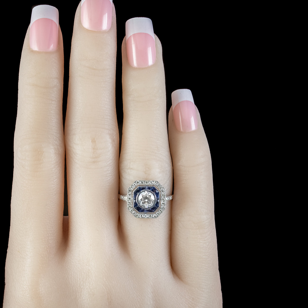 Art Deco Style Sapphire Diamond Target Cluster Ring 1.50ct Of Diamond